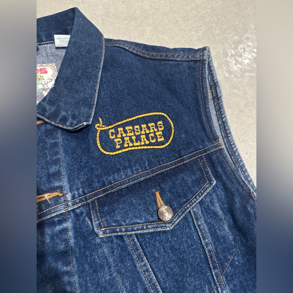 Vintage Caesars Palace Blue Denim Vest by Campus Rugged Country size L - Picture 2 of 5